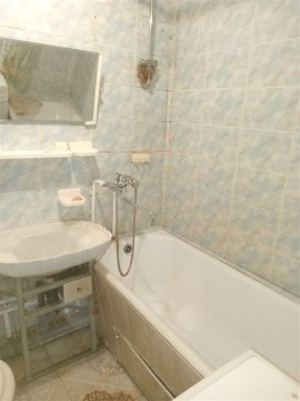 1-к квартира, 1/4 эт., 36м²